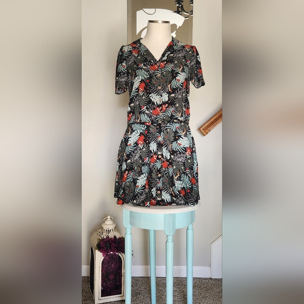 Her Universe Disney The Lion King Timon & Pumbaa blouse and skirt set.